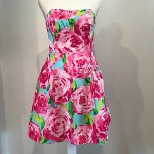 Lily Pulitzer woman floral strapless dress
